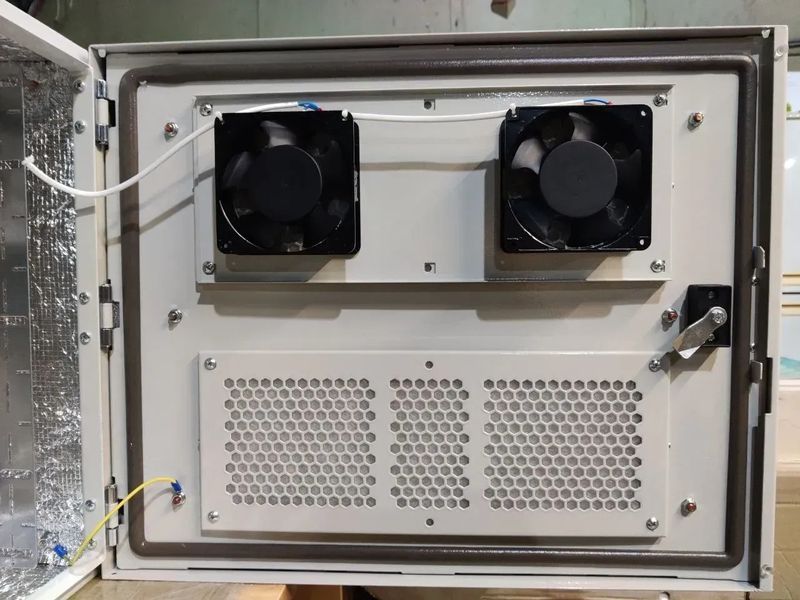Кліматична шафа навісна 18U (600х500) ASISTEM Т1, фільтр, охолодження, IP54 ASI-W18U65-T1 фото